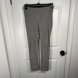 Maurices Women’s Black and White Checkered Stretchy Trousers